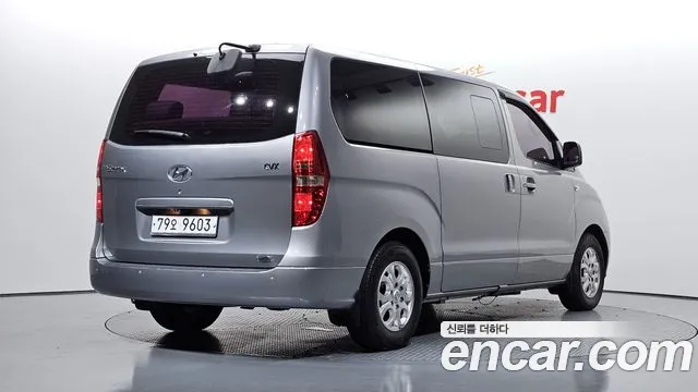 Hyundai Starex 2013 thumb 2