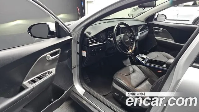 Kia Niro 2022 thumb 10