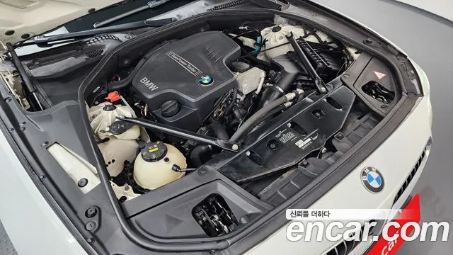 BMW 5-Series 2014 thumb 6