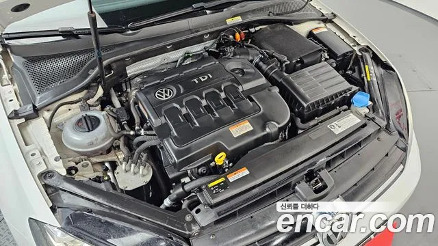 Volkswagen Golf Sportsvan 2013 thumb 6