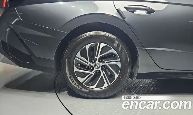 Hyundai Sonata 2025 thumb 4