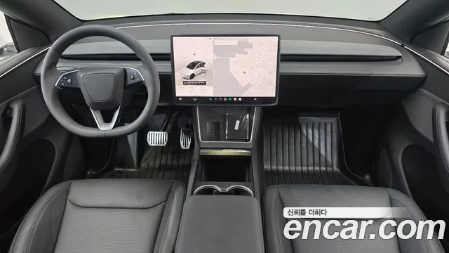 Tesla Model Y 2026 thumb 7