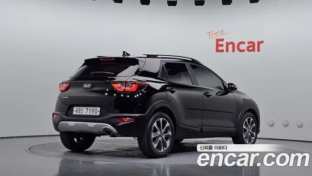 Kia Stonic 2018 thumb 2