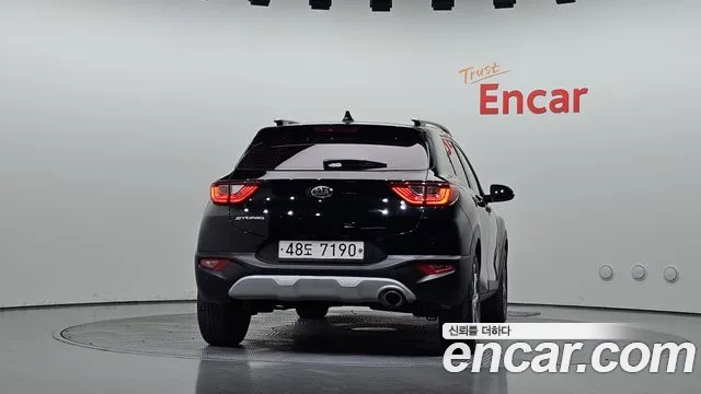 Kia Stonic 2018 thumb 4