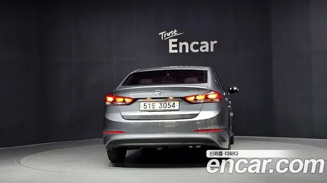 Hyundai Avante 2016 thumb 4