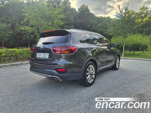 Kia Sorento 2018 thumb 5
