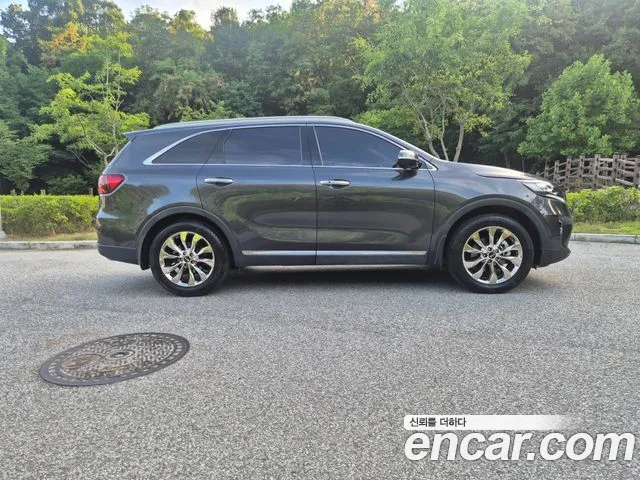Kia Sorento 2018 thumb 6