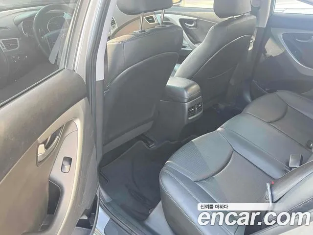 Hyundai Avante 2014 thumb 10