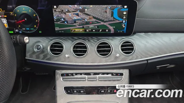 Mercedes-Benz E-Класс 2022 thumb 12