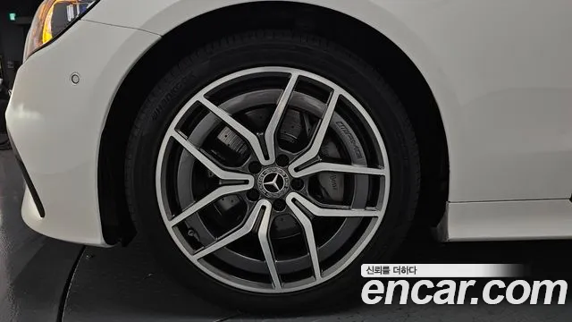 Mercedes-Benz E-Класс 2022 thumb 4
