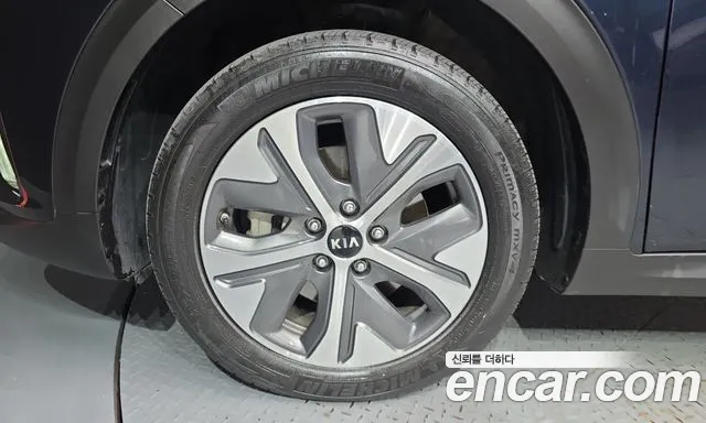 Kia Niro 2020 thumb 4