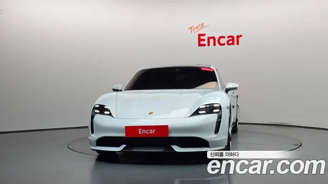 Porsche Taycan 2021 thumb 2