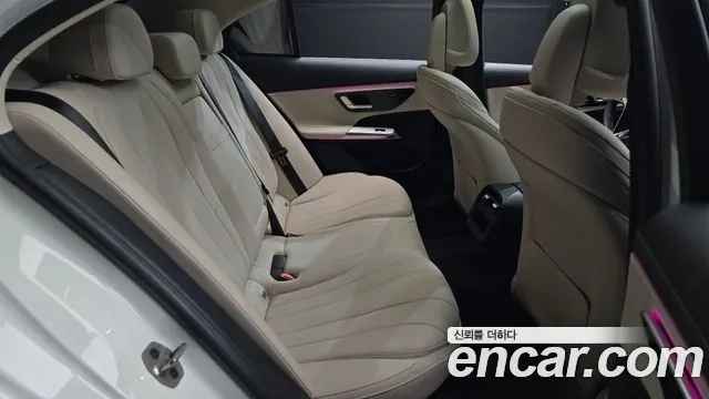 Mercedes-Benz E-Класс 2024 thumb 11