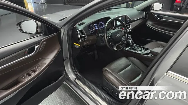 Hyundai Grandeur 2017 thumb 9