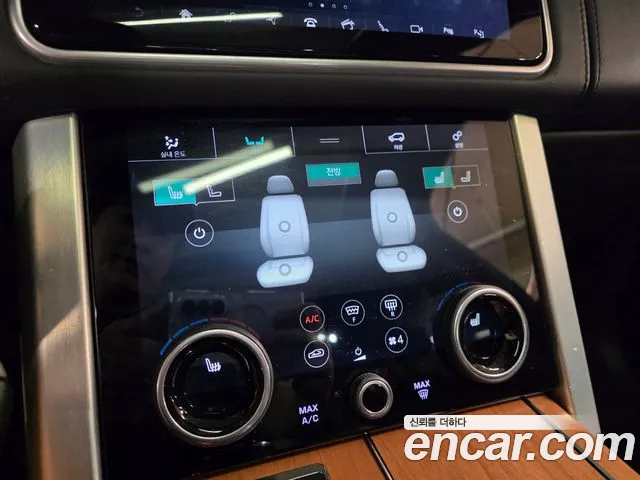 Land Rover Range Rover 2019 thumb 6