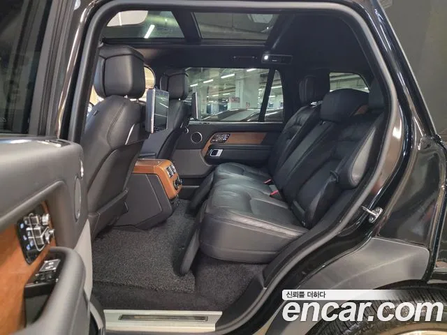 Land Rover Range Rover 2019 thumb 10