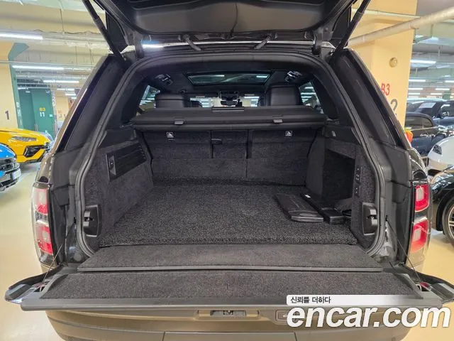 Land Rover Range Rover 2019 thumb 12