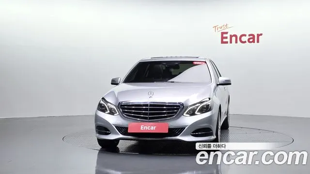 Mercedes-Benz E-Класс 2015 thumb 2