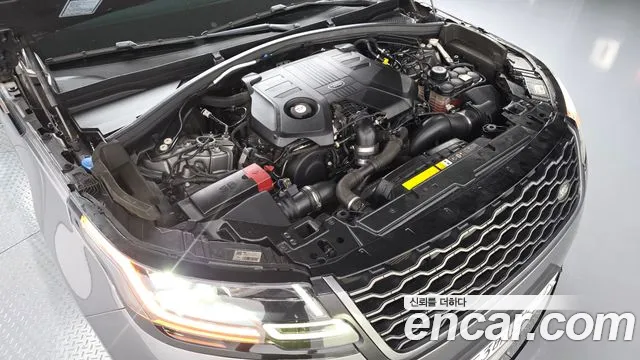 Land Rover Range Rover Velar 2019 thumb 6