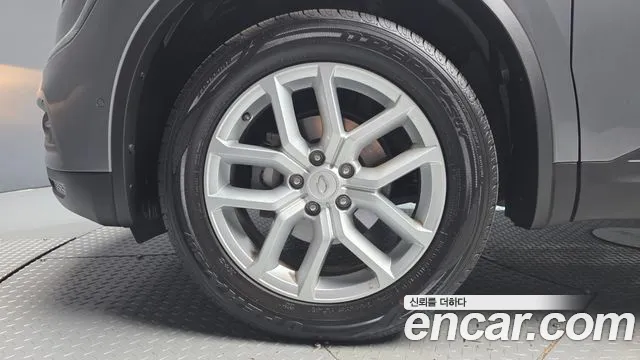 Renault-KoreaSamsung Koleos 2019 thumb 5