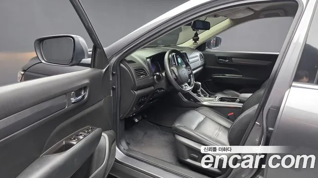 Renault-KoreaSamsung Koleos 2019 thumb 10
