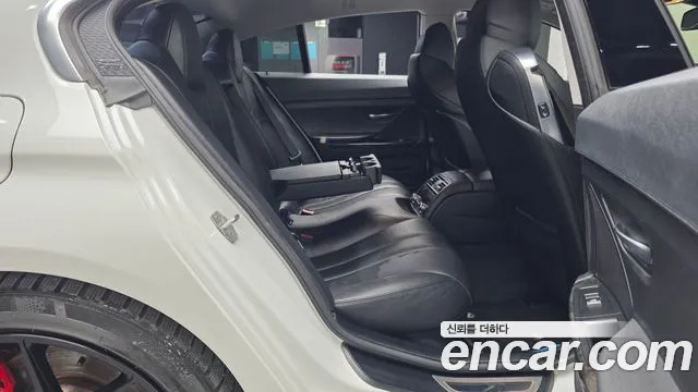 BMW 6-Series 2015 thumb 12