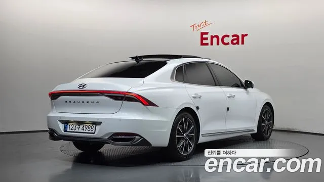Hyundai Grandeur 2022 thumb 2