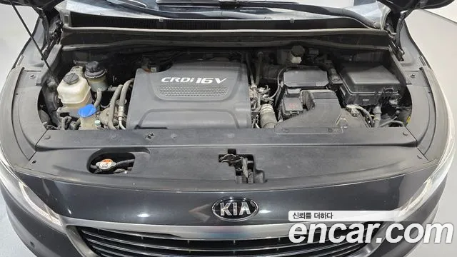 Kia Carnival 2016 thumb 6
