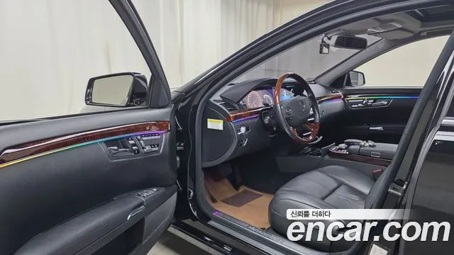 Mercedes-Benz S-Класс 2007 thumb 9