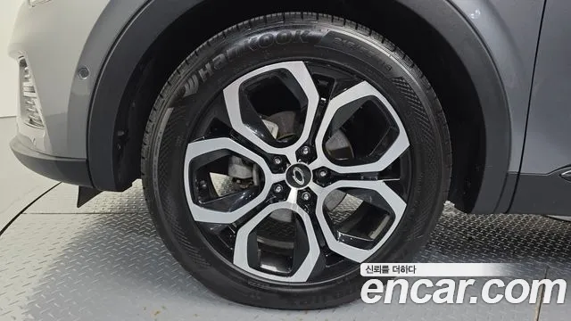 Renault-KoreaSamsung Arkana 2021 thumb 5