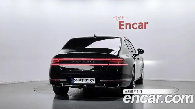 Genesis G90 2022 thumb 4