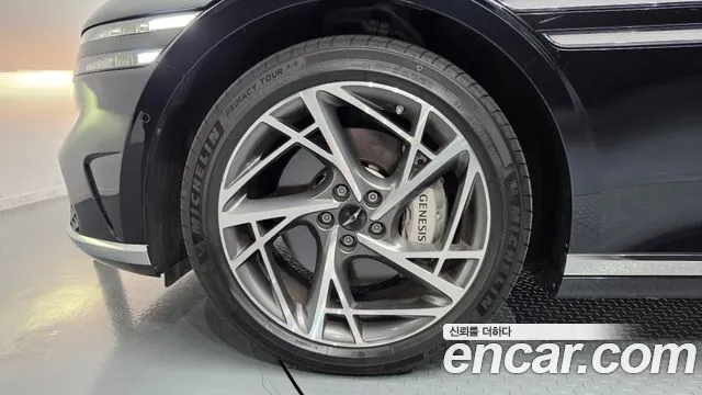 Genesis G90 2022 thumb 5