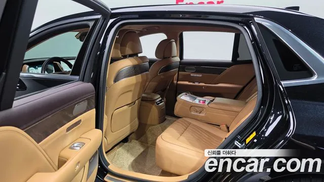 Genesis G90 2022 thumb 11