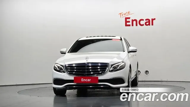 Mercedes-Benz E-Класс 2020 thumb 2