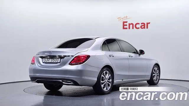 Mercedes-Benz C-Класс 2016 thumb 2