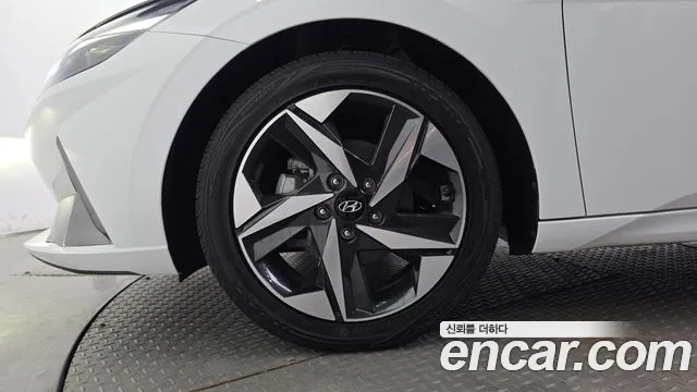 Hyundai Avante 2023 thumb 5