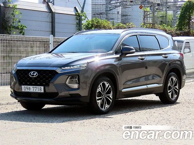 Hyundai Santa Fe 2018 thumb 12