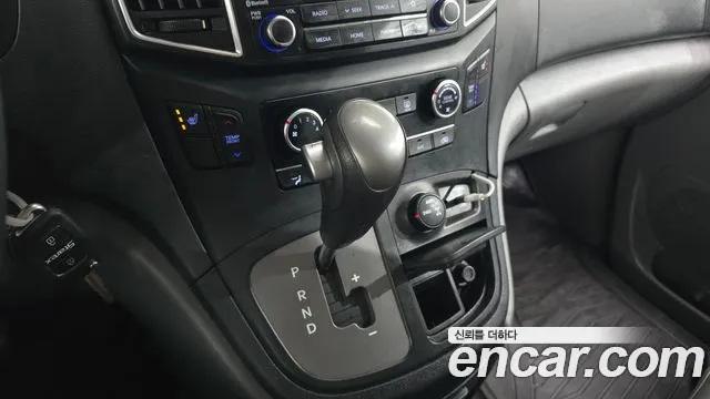 Hyundai Starex 2019 thumb 9