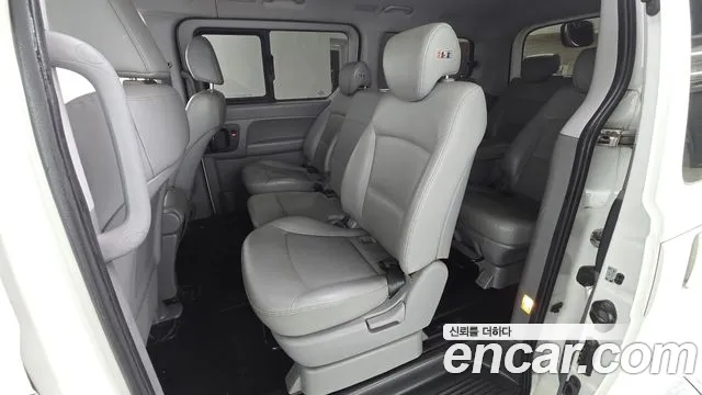 Hyundai Starex 2019 thumb 11