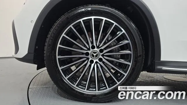 Mercedes-Benz GLC 2025 thumb 5