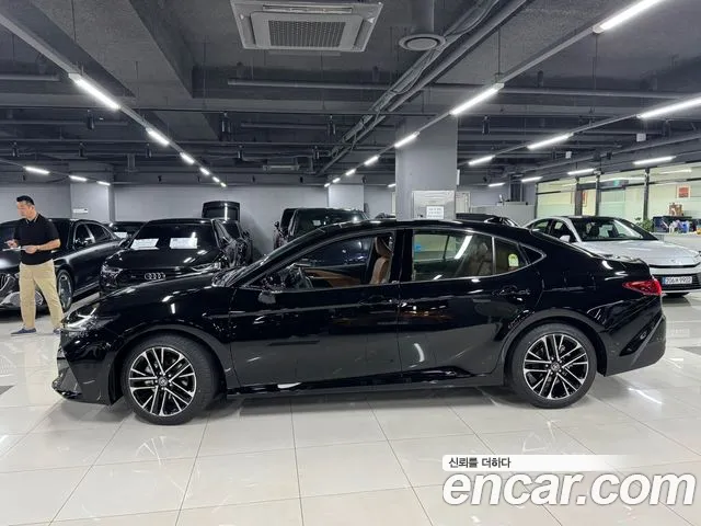 Toyota Camry 2026 thumb 2