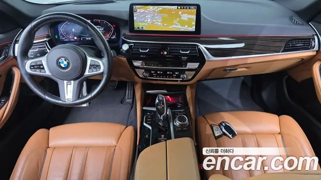 BMW 5-Series 2022 thumb 7