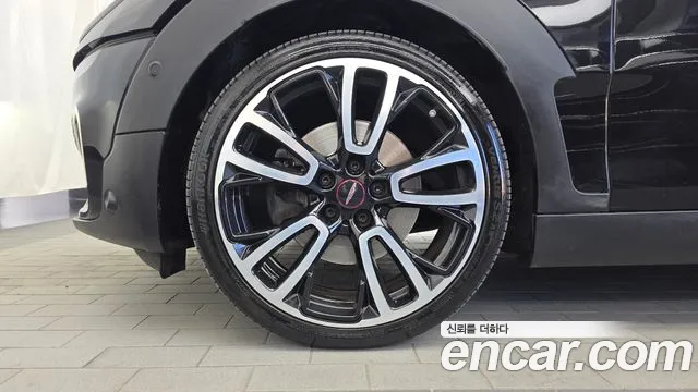 MINI Clubman 2021 thumb 5