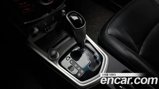 KG_Mobility_Ssangyong TIBOLI 2015 thumb 9