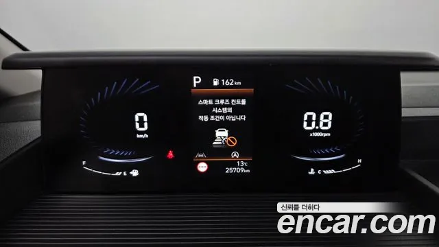 Hyundai Staria 2024 thumb 8