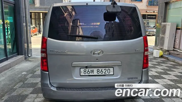 Hyundai Starex 2016 thumb 4