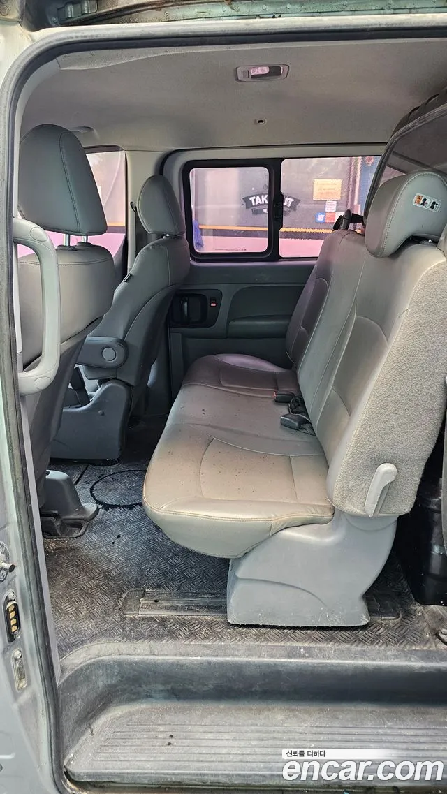 Hyundai Starex 2016 thumb 10