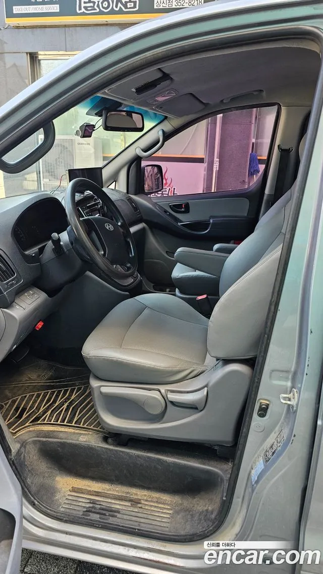 Hyundai Starex 2016 thumb 11