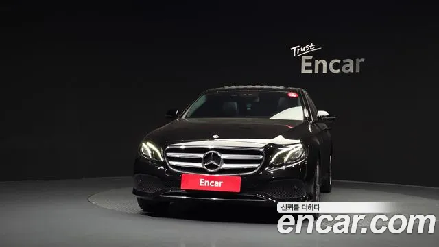 Mercedes-Benz E-Класс 2018 thumb 3