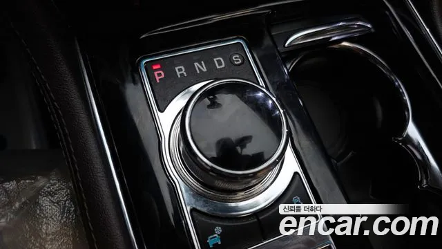 Jaguar XJ 2015 thumb 9